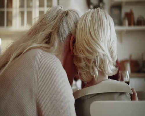 孕期用基础护肤水乳会不会有什么危害呢？